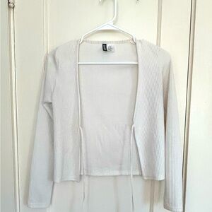 Long sleeve white blouse